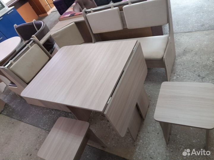 Кухонный уголок