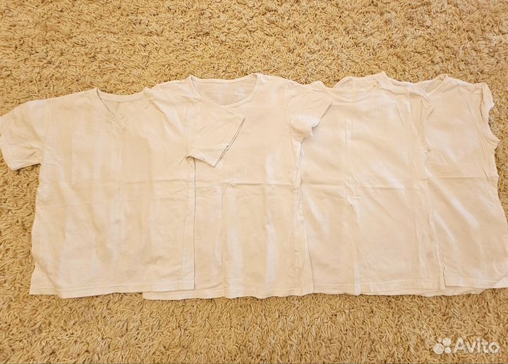 Белые футболки 4 штуки на 10-11 лет