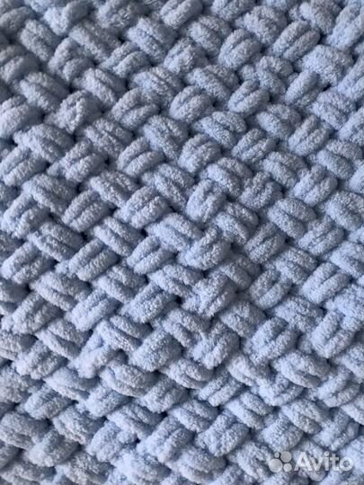Плюшевый вязаный плед ручной работы новый