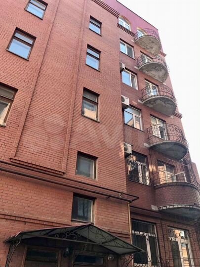 4-к. квартира, 133,7 м², 4/7 эт.