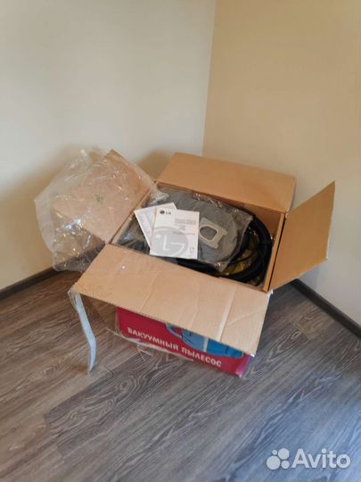 Новый моющий пылесос LG