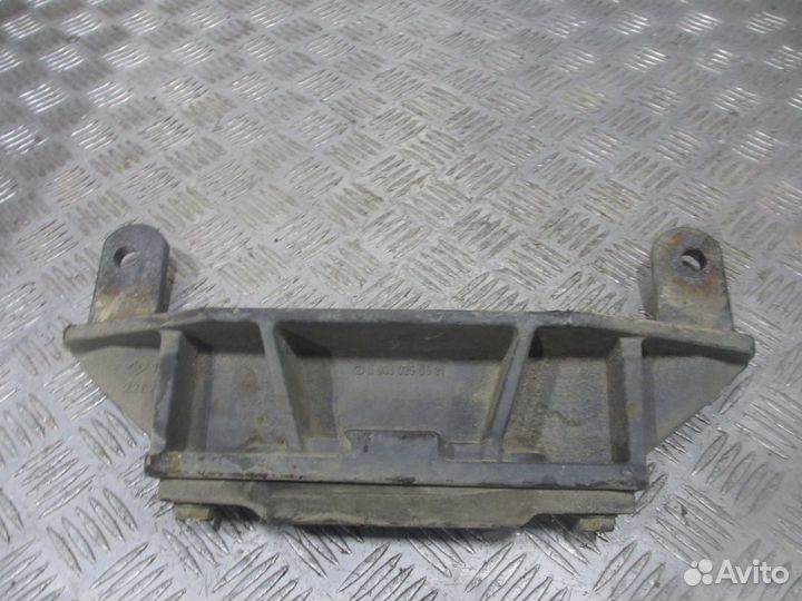 Отбойник задней рессоры Mercedes-Benz A9483250631