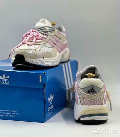 Женские Кроссовки