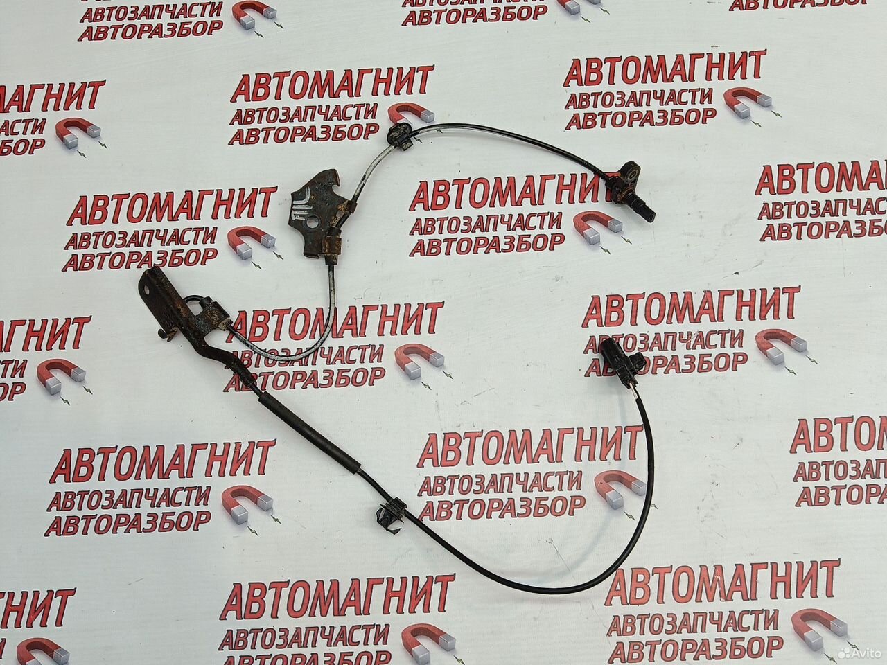 Датчик абс передний левый Тойота Королла Е150