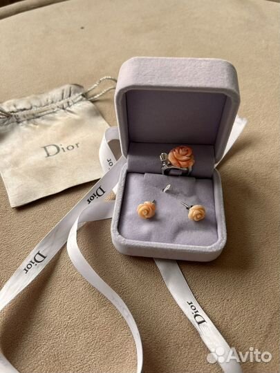 Кольцо и серьги dior с бриллиантами и кораллом