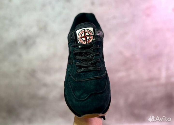 Кроссовки New Balance комфортные