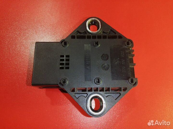 Датчик ускорения Nissan Teana J32R QR25DE