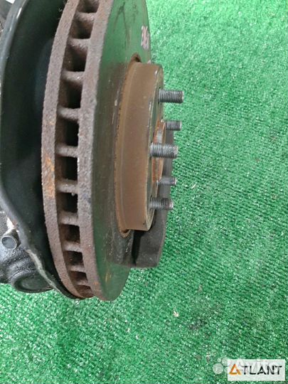 Ступица передняя правая toyota wish