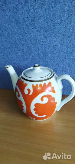 Фарфоровый чайник СССР