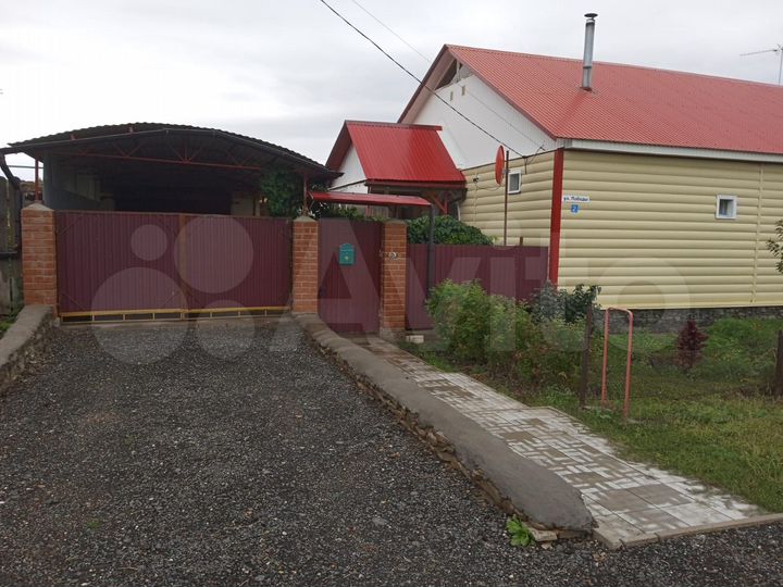 Дом 100 м² на участке 10 сот.