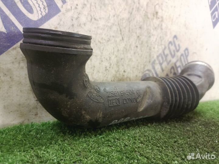 Патрубок воздушного фильтра Ford Fusion хэтчбек