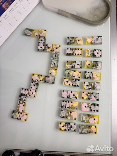 Домино из эпоксидной смолы