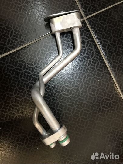 Радиатор кондиционера Ниссан