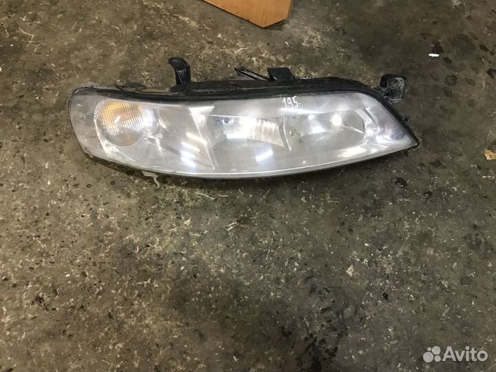 Фара передняя правая Opel Vectra B