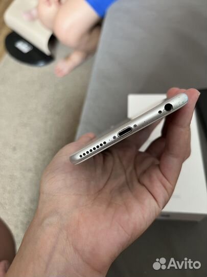 Телефон iPhone 6 plus