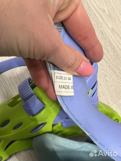 Роликовые коньки