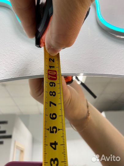 Зеркало настенное круглое 70 см