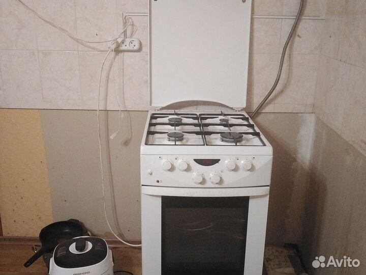 Газовая плита с электродуховкой