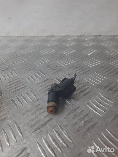 Форсунка Honda Civic 1.6 D16W1 2002