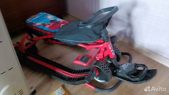 Детский снегокат