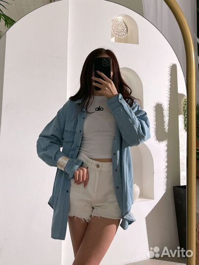 Джинсовая куртка женская