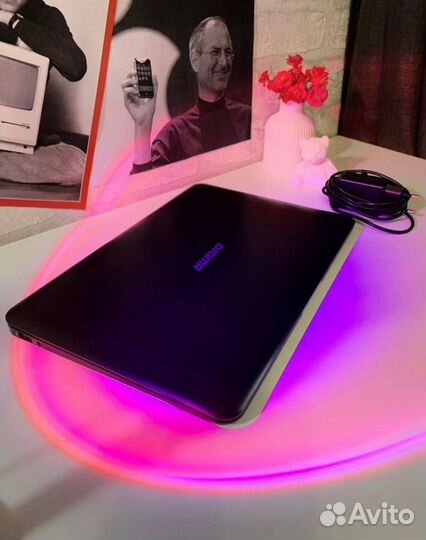 Ноутбук digma