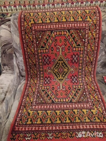 Ковер б/у. 1.4 * 0.7. Торг