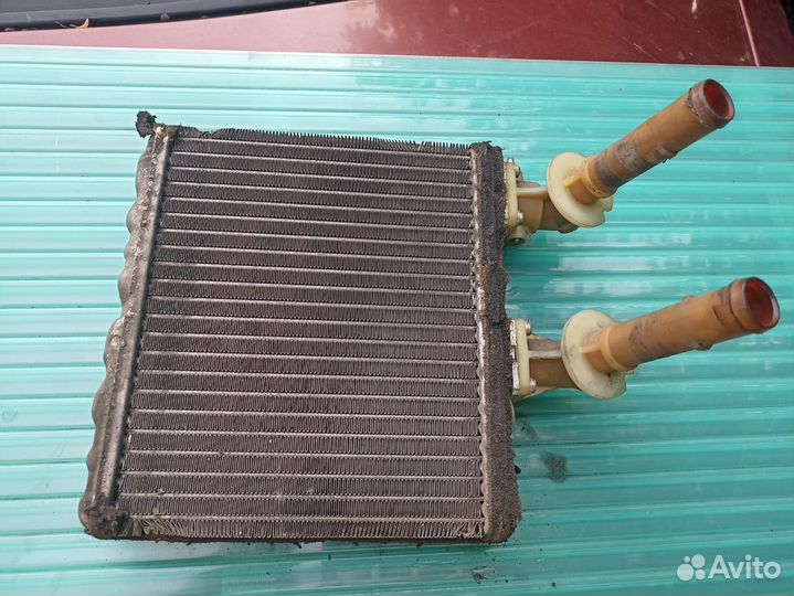 Радиатор печки Nissan Avenir 1992