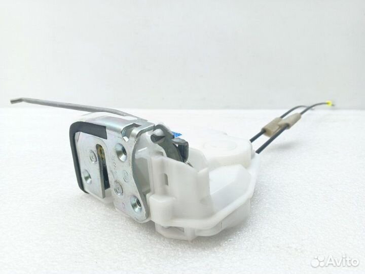 Замок двери передний правый Mitsubishi Asx 3