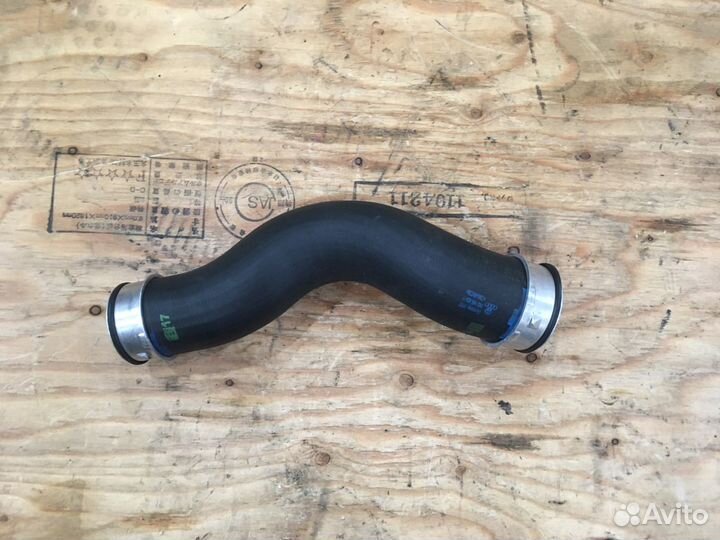 Патрубок интеркулера 1.4TSI гольф 5 6 джетта туран