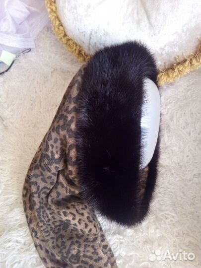 Капор с норкой новый