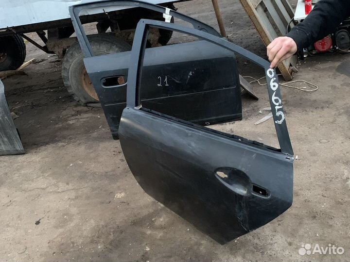 Дверь задняя левая Mazda 6 GH хетч