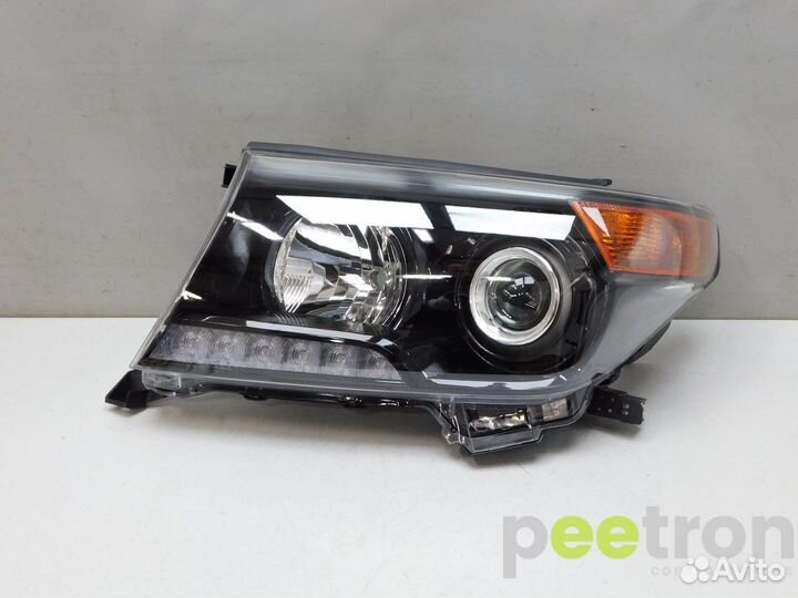 Б/У Б/У Фара левая новая PZ36760510 toyota