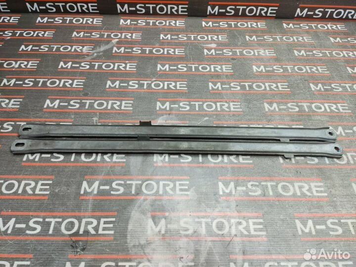 Распорка Mercedes-Benz E-Class W212 272.952 2009