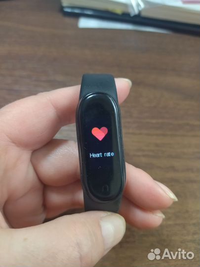 Смарт-браслет Xiaomi Mi Band 7