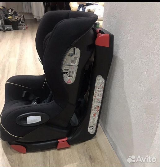 Автокресло Maxi-cosi axiss с поворотным механизмом