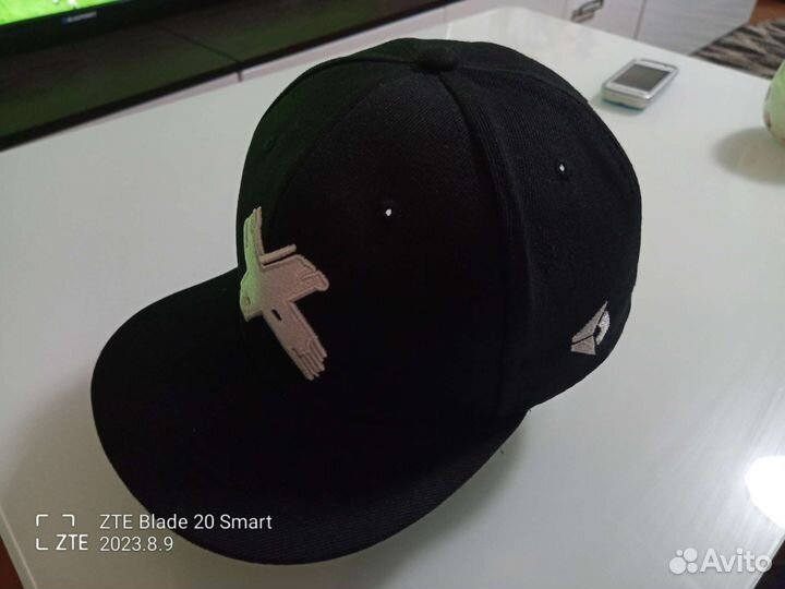 Бейсболка снэпбэк Х-ray новая