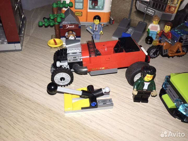 Lego City тюнинг мастерская