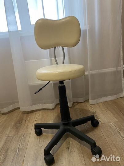 Офисный стул