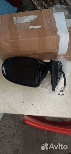Зеркало боковое правое на kia sorento prime