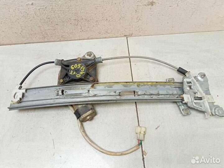 Стеклоподъемник электрический задний левый