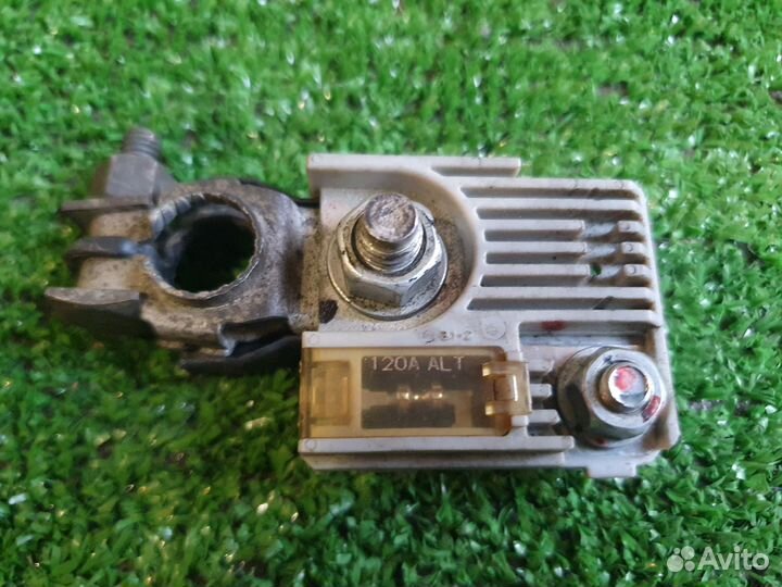 Клемма аккумулятора 120A Mitsubishi Lanser 9