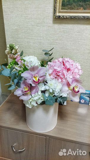 Цветы в коробке, букеты