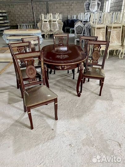 Кухонный стол стулья