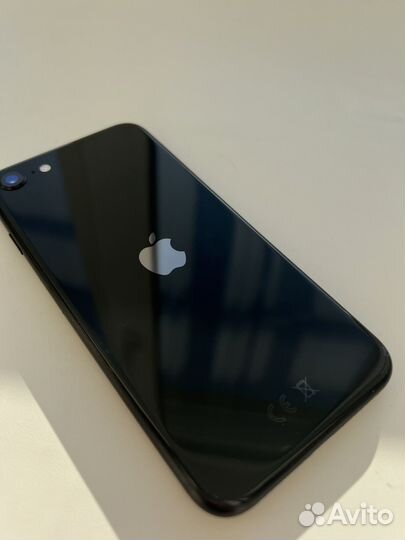 iPhone se2020 64gb