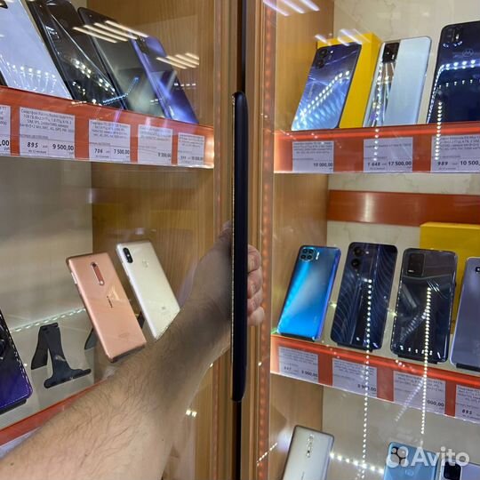 Планшет asus ZenPad (P00L) 1,5/16GB