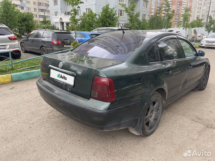 Volkswagen Passat 2.3 МТ, 1998, 313 000 км