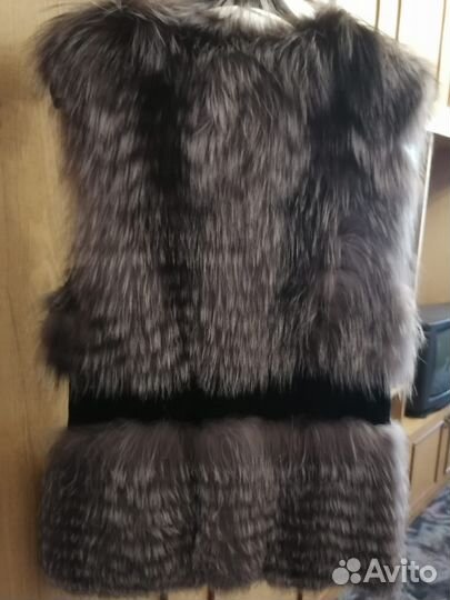 Жилетка женская