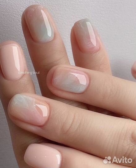 Модель на наращивание, маникюр с покрытием