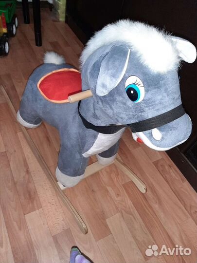 Игрушка качалка лошадь